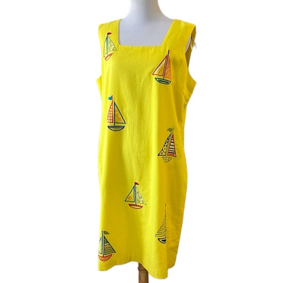 Vintage Dresses & Skirts - VINTAGE BETSYS THINGS EMBROIDERED SAILBOAT LINEN SHIFT DRESS YELLOW PLUS SIZE 14